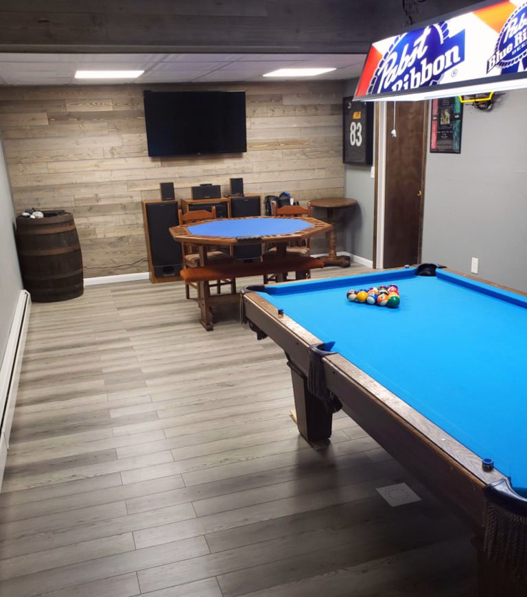 30 Small Gaming Room Ideas And Setups Peaceful Hacks - Garage Game Room Decorating Ideas